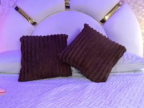 marcela rojas online show from 10, 10, 2025