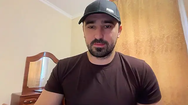 Hard to Obey online show from 30, 11, 2025