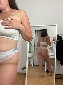 chloedlm5 online show from 11, 9, 2025