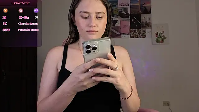 Veronika  Winslow  online show from 11, 1, 2026