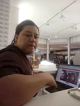 bellaquitazase online show from 16, 10, 2025