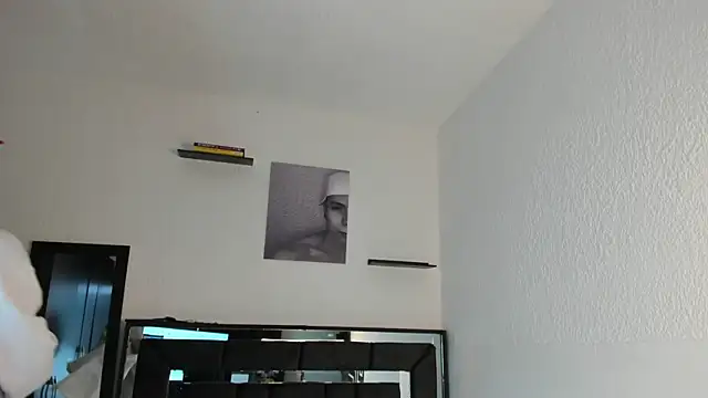 Snapshot of Thiago_Divine_ chatting on 11, 9, 2025 Thiago Divine online show from 11, 9, 2025