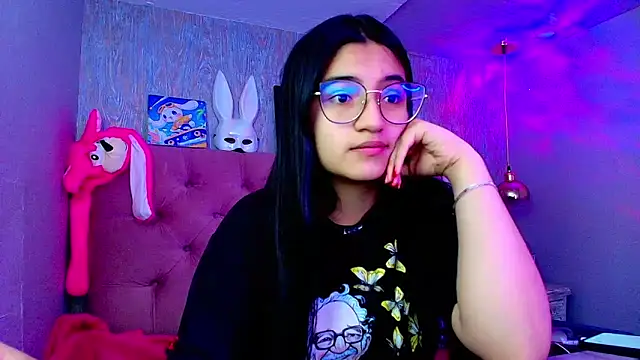 laurenelove online show from 2, 12, 2025