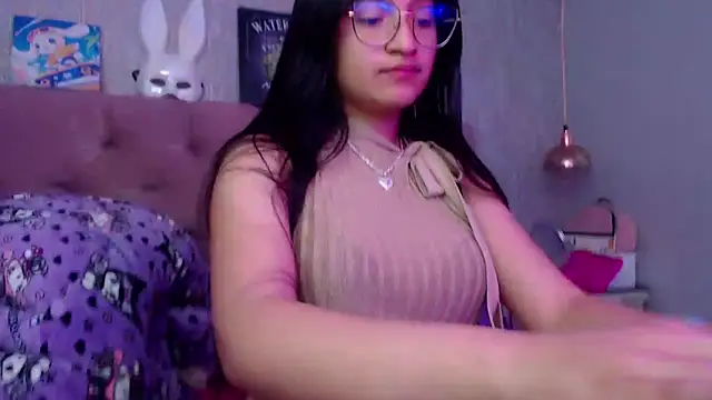 laurenelove online show from 9, 11, 2025