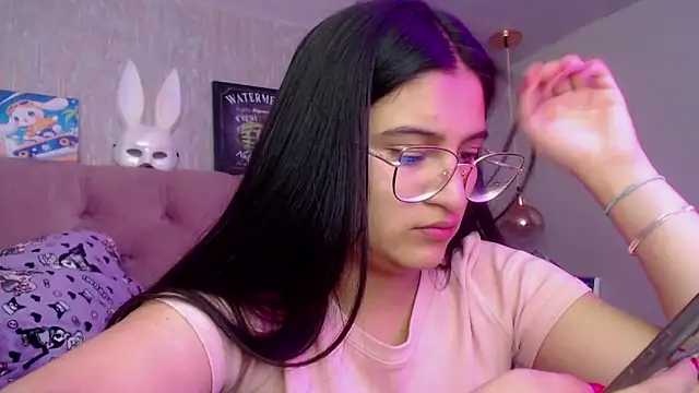 laurenelove online show from 10, 11, 2025