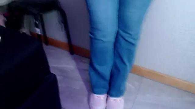 laurenelove online show from 8, 10, 2025