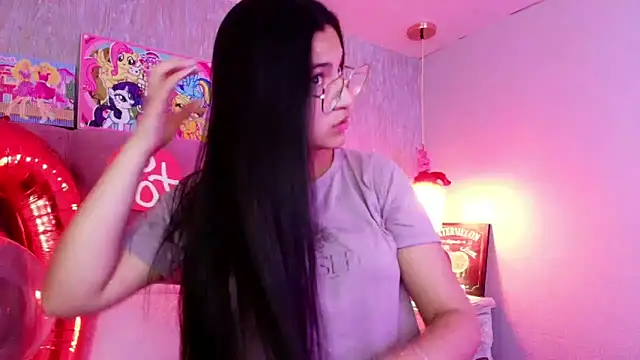 laurenelove online show from 15, 2, 2026