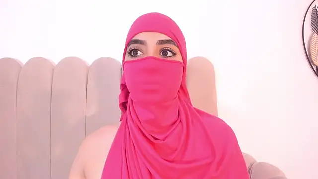 nayiraa  online show from 28, 2, 2026