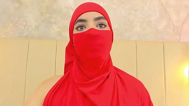 nayiraa  online show from 23, 4, 2026