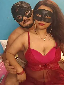sexy42couple online show from 25, 5, 2026