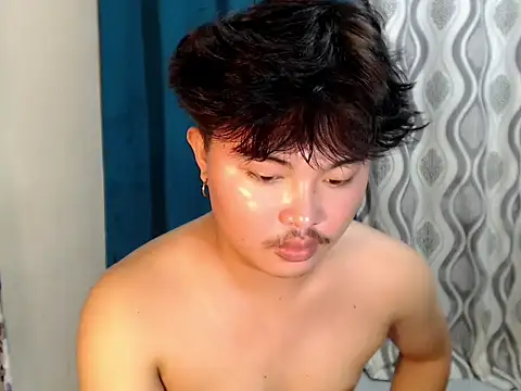 Snapshot of Lustfulljohnx chatting on 4, 7, 2026 Lustfulljohnx online show from 4, 7, 2026