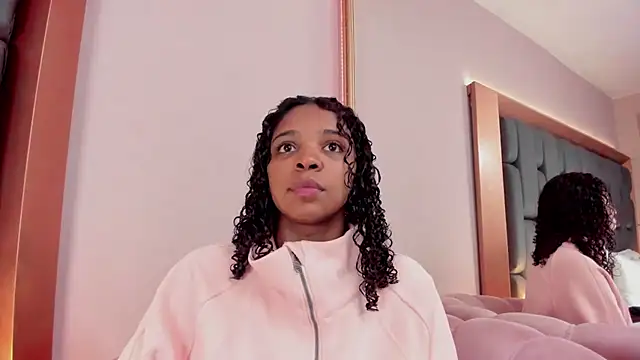 LisaMendez online show from 7, 4, 2026