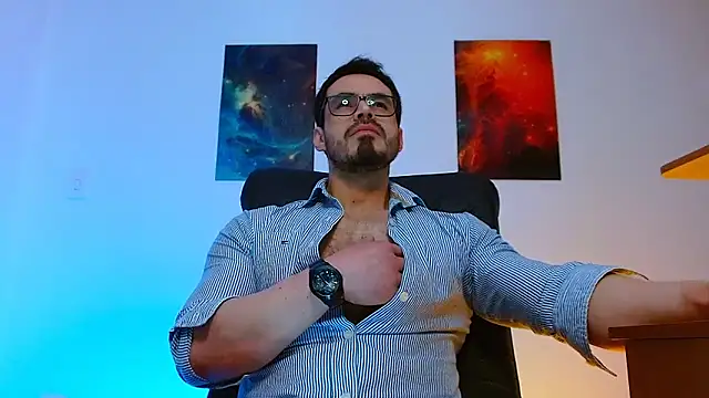 Axel Lover online show from 18, 11, 2025