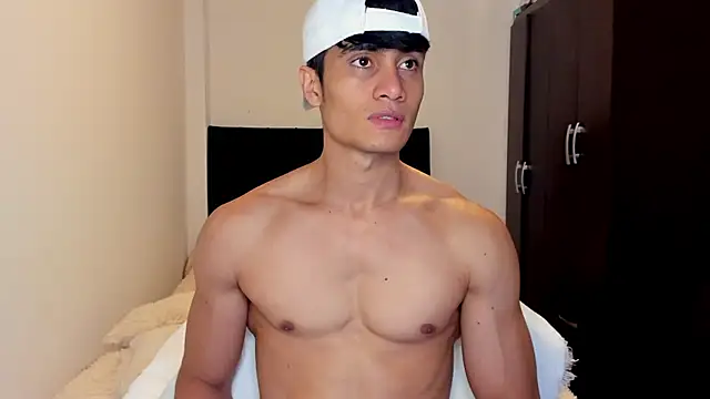 stylish men online show from 25, 9, 2025