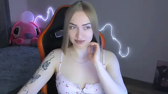 LaraKrein lk online show from 12, 2, 2026