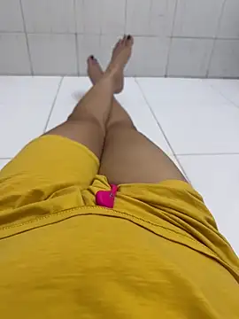 sharon-Hanna online show from 4, 3, 2026