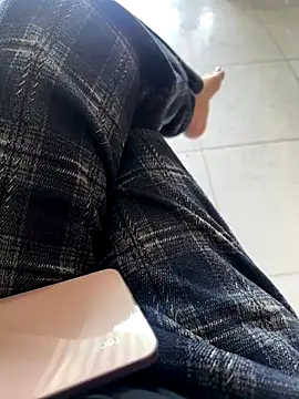 sharon-Hanna online show from 1, 12, 2025