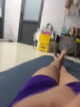 sharon-Hanna online show from 5, 12, 2025