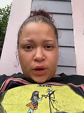 Snapshot of thatgurlred chatting on 28, 9, 2025 thatgurlred online show from 28, 9, 2025