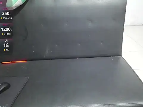 Owe chan online show from 1, 3, 2026