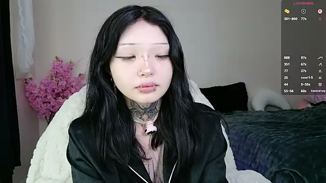 Lein Bone online show from 24, 6, 2026