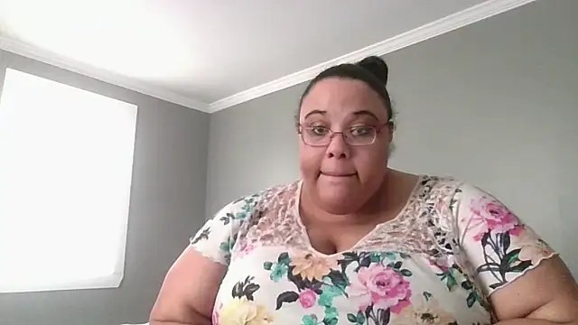 SexyBBW10790 online show from 12, 2, 2026