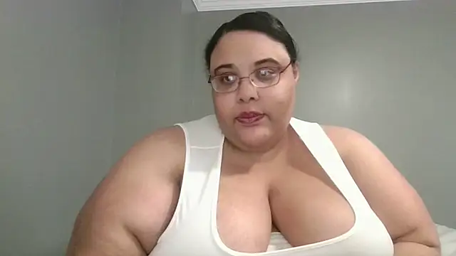 SexyBBW10790 online show from 22, 5, 2026