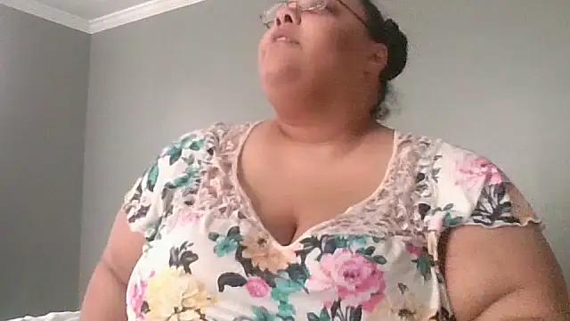 SexyBBW10790 online show from 17, 2, 2026