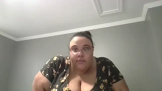 SexyBBW10790 online show from 11, 2, 2026