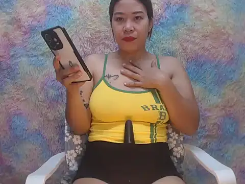 Snapshot of wild_rose69 chatting on 10, 7, 2026 wild rose69 online show from 10, 7, 2026