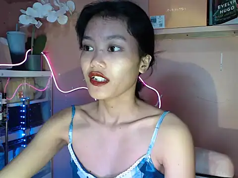 skinny gracie online show from 29, 10, 2025