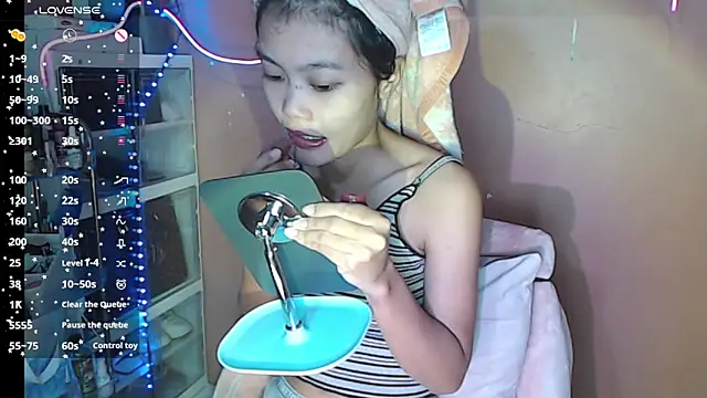 skinny gracie online show from 19, 12, 2025