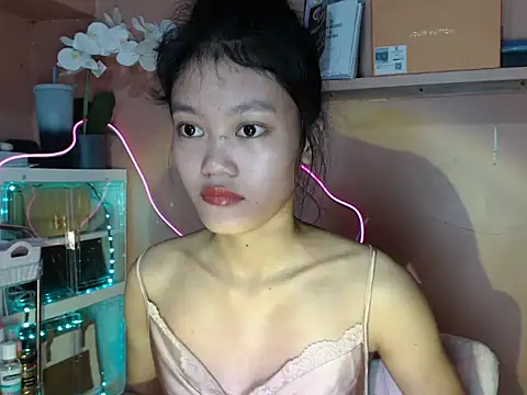 skinny gracie online show from 23, 10, 2025