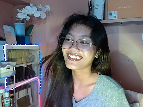 skinny gracie online show from 19, 10, 2025