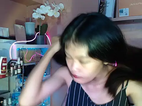 skinny gracie online show from 26, 10, 2025