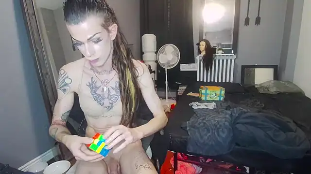 kameronversace online show from 4, 10, 2025