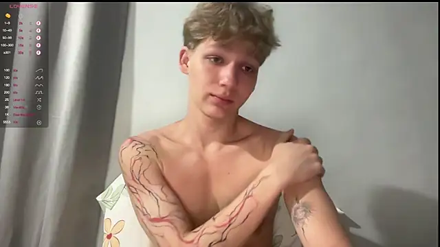 walter cute online show from 28, 2, 2026