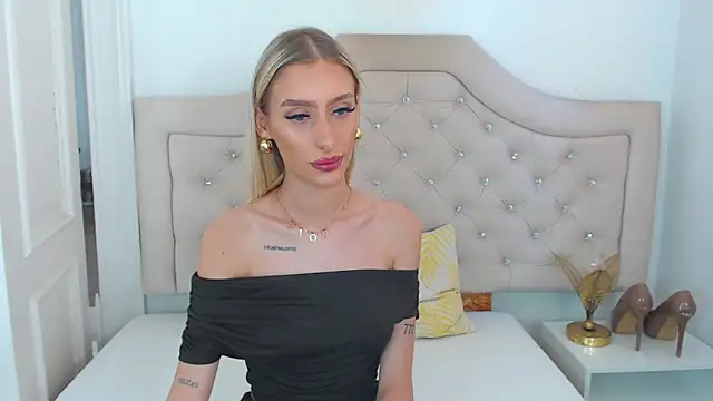 Snapshot of NatalieSensual chatting on 26, 5, 2026 NatalieSensual online show from 26, 5, 2026