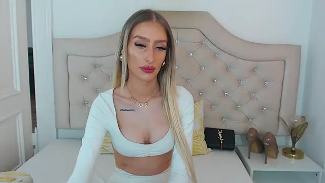 Snapshot of NatalieSensual chatting on 5, 3, 2026 NatalieSensual online show from 5, 3, 2026