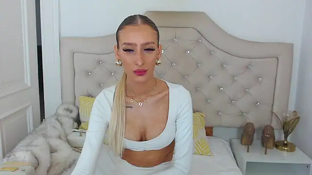 Snapshot of NatalieSensual chatting on 25, 2, 2026 NatalieSensual online show from 25, 2, 2026