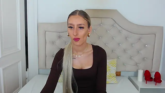 Snapshot of NatalieSensual chatting on 16, 10, 2025 NatalieSensual online show from 16, 10, 2025