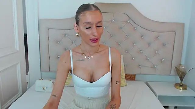 NatalieSensual online show from 18, 3, 2026