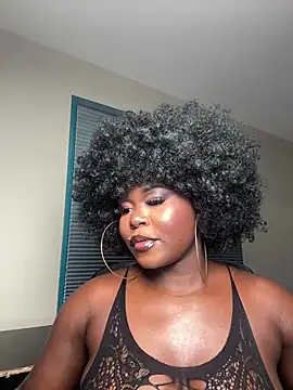 WomanNextdoor1 online show from 16, 7, 2026