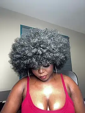 WomanNextdoor1 online show from 18, 4, 2026