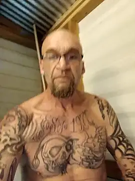 ShawnandDani7074 online show from 12, 2, 2026