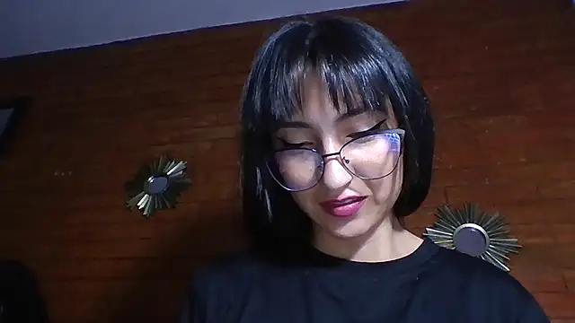 Snapshot of a_miss chatting on 29, 10, 2025 a miss online show from 29, 10, 2025