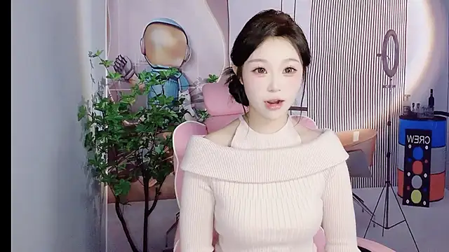 CAICAI BABY online show from 9, 11, 2025