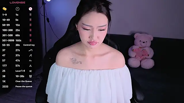 Snapshot of Momo_Ayase_ chatting on 27, 6, 2026 Momo Ayase online show from 27, 6, 2026