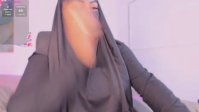 yasmin elite online show from 4, 3, 2026