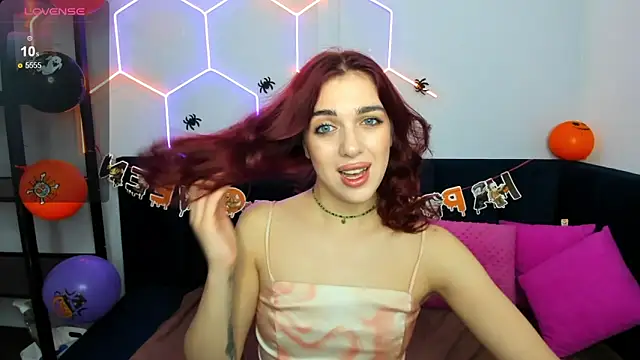 Snapshot of Jill_Smith chatting on 22, 10, 2025 Jill Smith online show from 22, 10, 2025